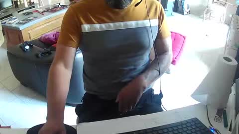 Gio online show from September 29, 3:55 pm