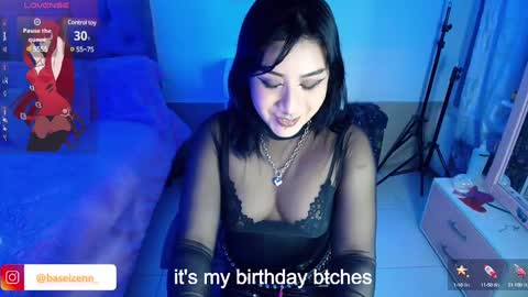 Snapshot of exodiakinky chatting on February 13, 4:22 am Goddess Exodia please help me reach 100 thumbs up online show from February 13, 4:22 am