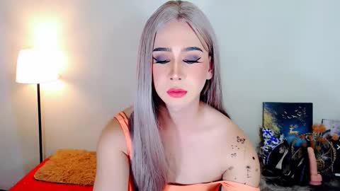 expensive_elise online show from February 26, 5:49 pm