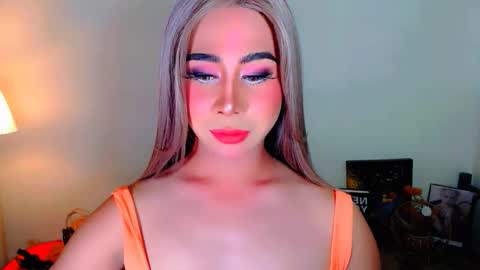 expensive_elise online show from March 16, 4:44 pm