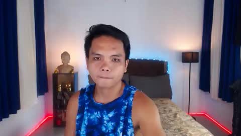 Snapshot of extraservice69menx chatting on October 25, 5:24 pm JOHNDAVE online show from October 25, 5:24 pm