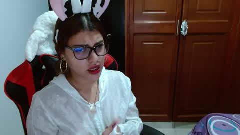 Nadia online show from October 30, 10:10 pm