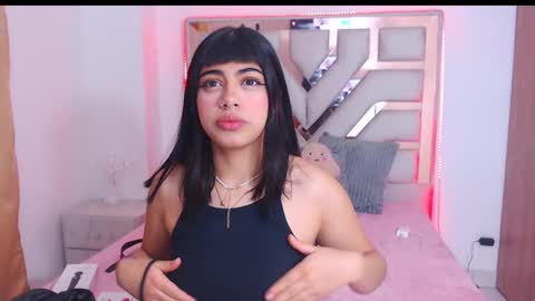 eylin_sofia online show from February 26, 4:41 am