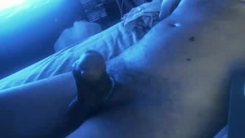 ezeddie2015 online show from September 29, 9:41 am