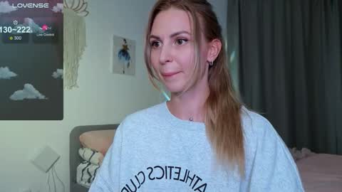  if you dont have fansly account yet use this link to registration    online show from September 20, 4:10 pm