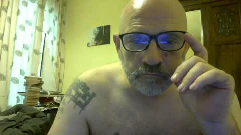 f1zzeek online show from June 19, 7:53 pm