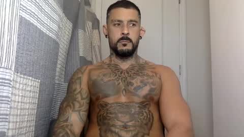 Fabianelgalan online show from January 3, 3:16 am