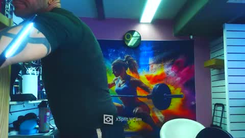 fabxxxl online show from March 18, 9:04 am