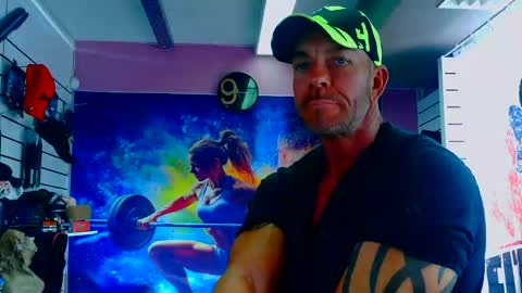 fabxxxl online show from November 7, 1:46 pm