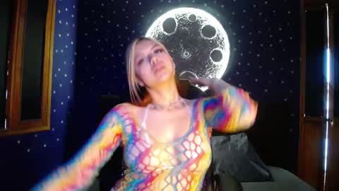 fabzy online show from February 17, 12:04 pm