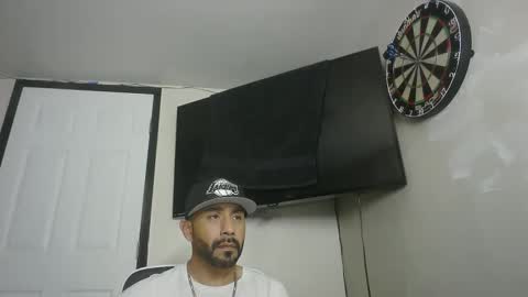 Snapshot of faded805 chatting on October 27, 6:46 am Mark online show from October 27, 6:46 am