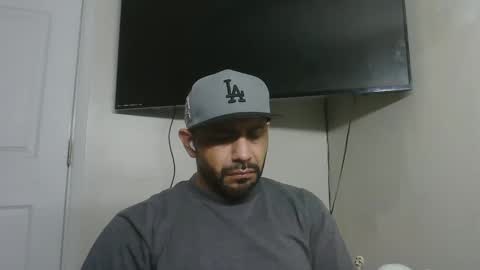 Snapshot of faded805 chatting on February 24, 10:26 am Mark online show from February 24, 10:26 am