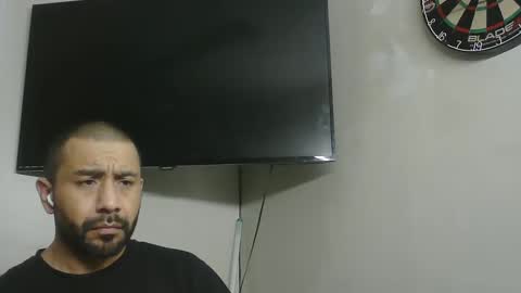 Snapshot of faded805 chatting on March 9, 11:25 am Mark online show from March 9, 11:25 am