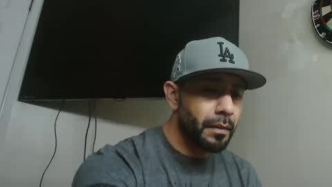 Snapshot of faded805 chatting on February 12, 7:13 am Mark online show from February 12, 7:13 am