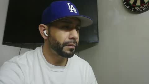 Snapshot of faded805 chatting on February 27, 2:00 pm Mark online show from February 27, 2:00 pm