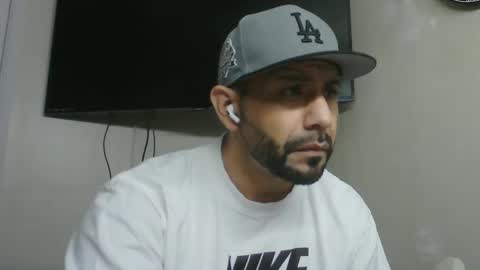 Snapshot of faded805 chatting on February 26, 2:59 pm Mark online show from February 26, 2:59 pm