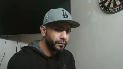 Snapshot of faded805 chatting on March 2, 10:16 pm Mark online show from March 2, 10:16 pm