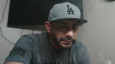 Snapshot of faded805 chatting on January 26, 10:02 am Mark online show from January 26, 10:02 am