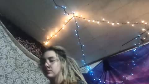 Snapshot of faexoxoxo chatting on January 6, 6:58 am Fae online show from January 6, 6:58 am