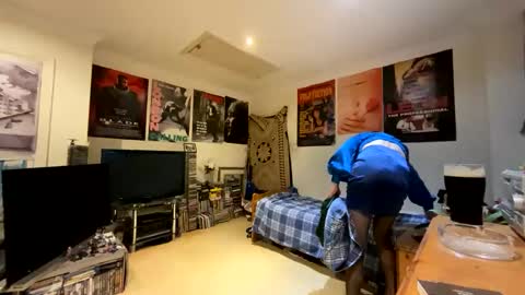 fagboysissy online show from October 29, 4:53 pm