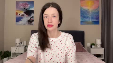 Snapshot of fairy_bloomix chatting on February 18, 10:49 am Bloom  online show from February 18, 10:49 am