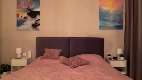 Snapshot of fairy_bloomix chatting on March 4, 6:39 pm Bloom  online show from March 4, 6:39 pm