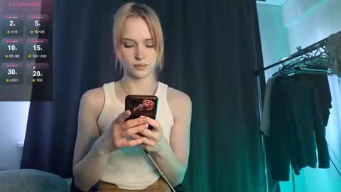 fairylizzyx online show from June 8, 2:29 pm