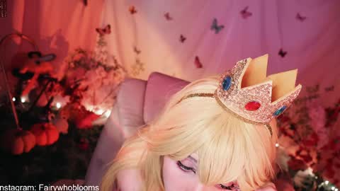 Jackie Cosplayer  online show from April 5, 5:04 am