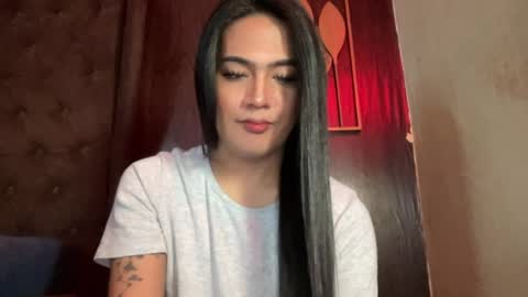 callmecindy online show from April 4, 7:15 am