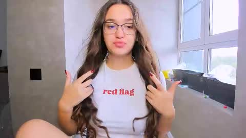 Snapshot of fancy_bunny chatting on September 22, 6:28 am fancy bunny online show from September 22, 6:28 am