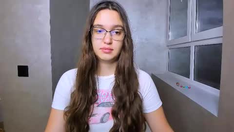 Snapshot of fancy_bunny chatting on October 13, 1:57 pm fancy bunny online show from October 13, 1:57 pm