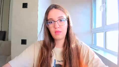 Snapshot of fancy_bunny chatting on February 12, 12:22 pm fancy bunny online show from February 12, 12:22 pm