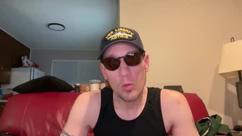 farkyfarknthamunkybunch online show from April 18, 2:46 am