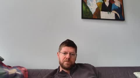 Snapshot of fattenmenow chatting on March 1, 10:45 am fattenmenow online show from March 1, 10:45 am