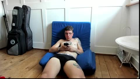fausto896098 online show from June 26, 1:49 pm