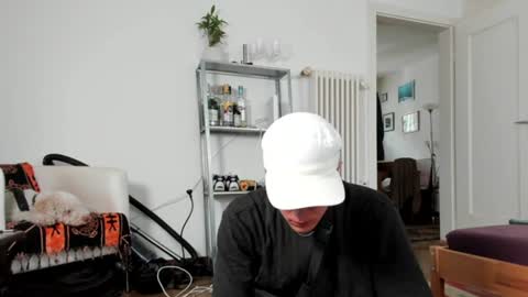 fausto896098 online show from July 17, 11:56 am