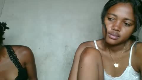 fayence09 online show from November 30, 11:23 pm