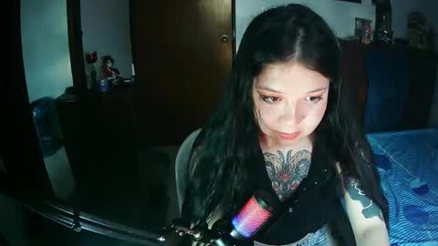 Fayevalentiine online show from May 25, 10:49 pm
