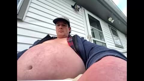 feedmyhugebelly online show from April 20, 9:29 pm