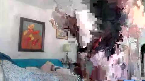 Fee Free To Smile online show from February 13, 2:42 pm