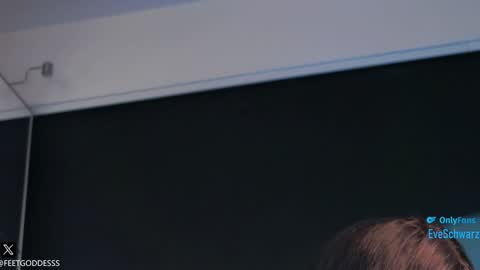 feetgoddesss online show from January 6, 11:51 am