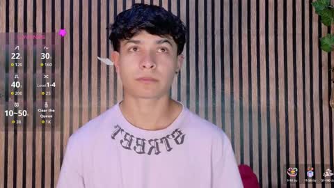 Snapshot of felipe_boy_18 chatting on October 7, 3:02 am felipe_boy_18 online show from October 7, 3:02 am