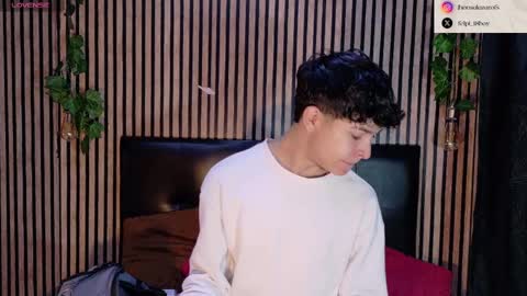 Snapshot of felipe_boy_18 chatting on September 16, 2:02 am felipe_boy_18 online show from September 16, 2:02 am