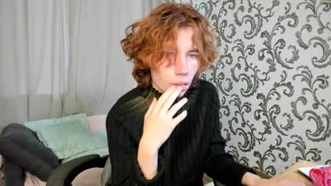 Snapshot of felixorange_ chatting on October 14, 7:00 am Felix online show from October 14, 7:00 am