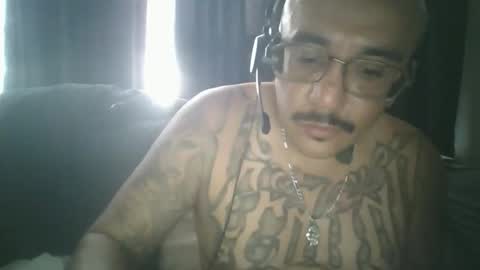 felixrlarios25 online show from June 6, 11:32 pm