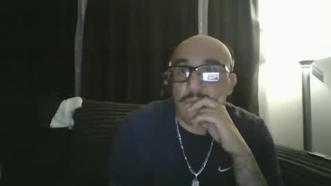 felixrlarios25 online show from May 28, 3:37 am