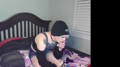 Dee online show from October 2, 2:32 am