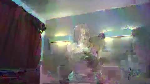 femdollpocahontas98 online show from March 13, 3:43 am