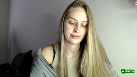 Femke online show from November 2, 11:32 am