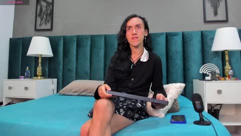 Karol online show from February 4, 3:47 pm